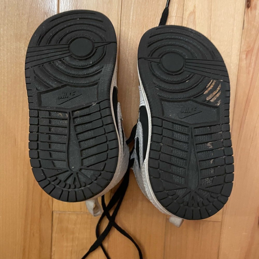 Kids Black and White Sneakers - Picture 2 of 4